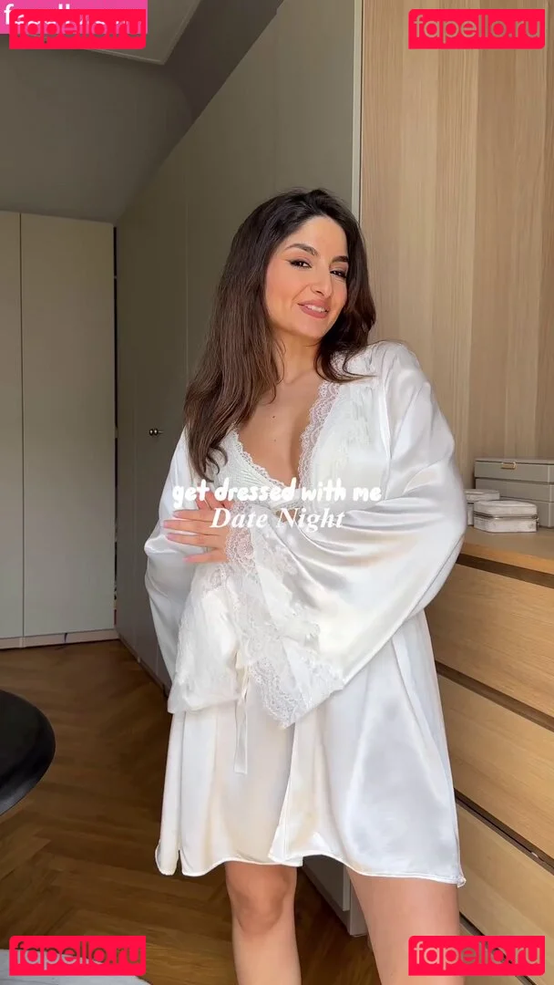 Ischtar Isik Onlyfans Photo Gallery 