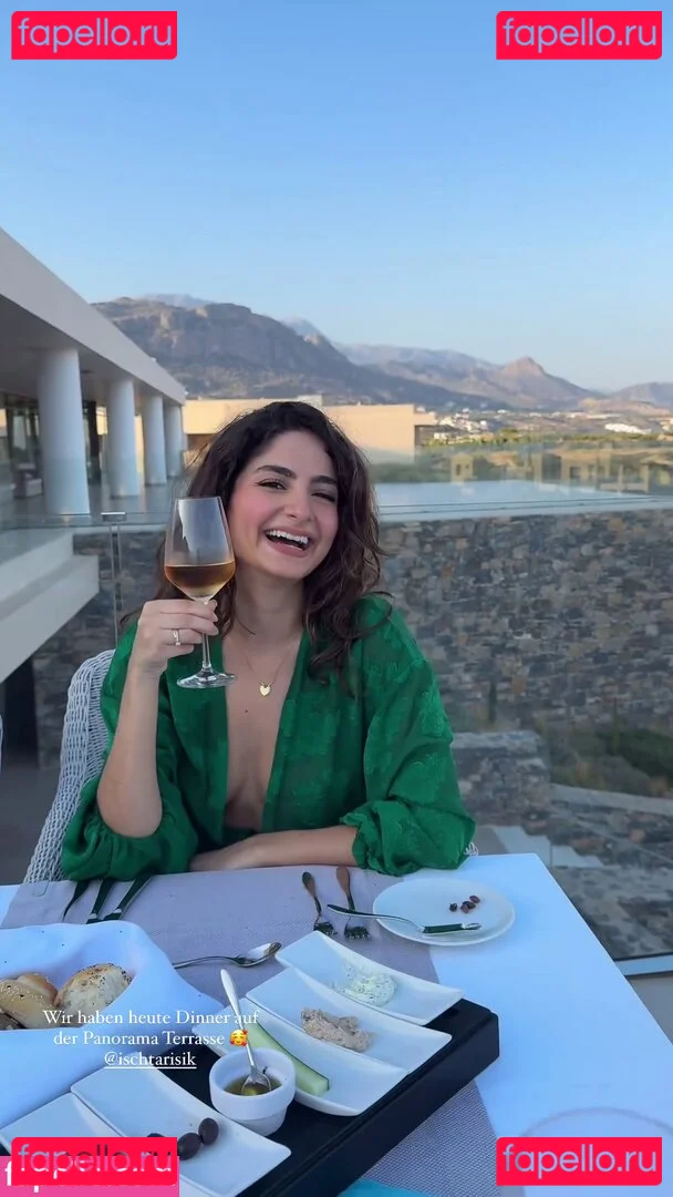 Ischtar Isik Onlyfans Photo Gallery 