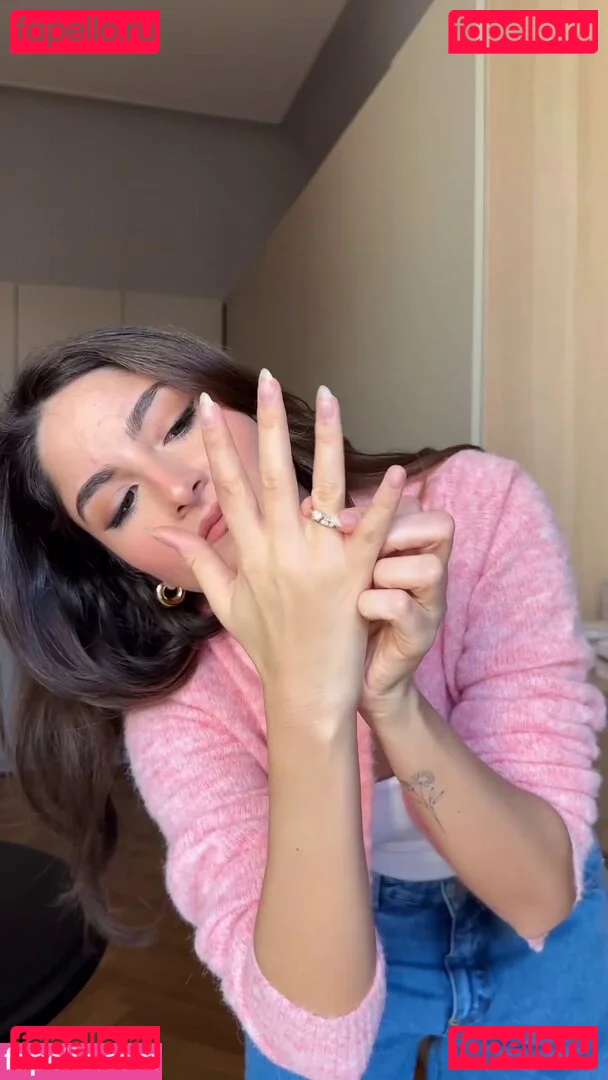 Ischtar Isik Onlyfans Photo Gallery 