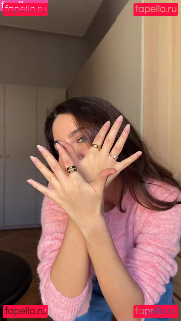 Ischtar Isik Onlyfans Photo Gallery 