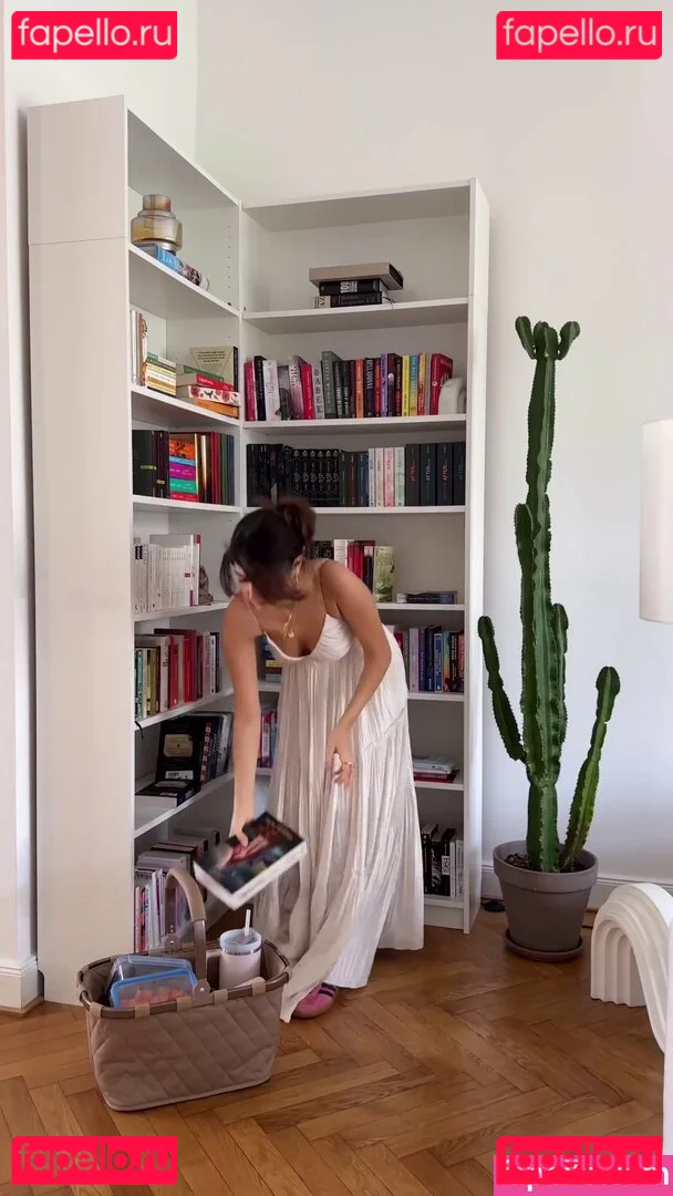 Ischtar Isik Onlyfans Photo Gallery 