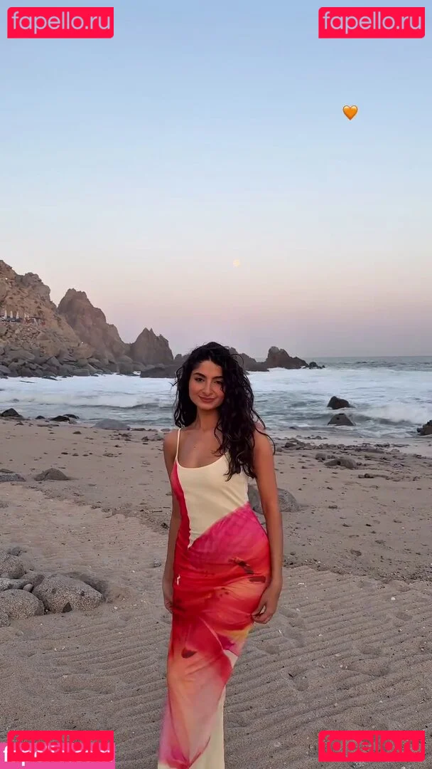 Ischtar Isik Onlyfans Photo Gallery 