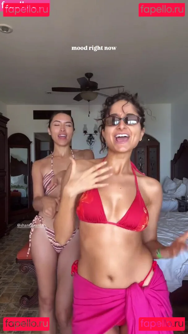 Ischtar Isik Onlyfans Photo Gallery 