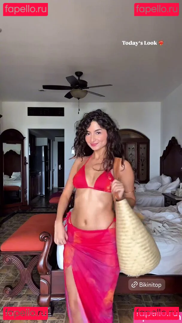 Ischtar Isik Onlyfans Photo Gallery 