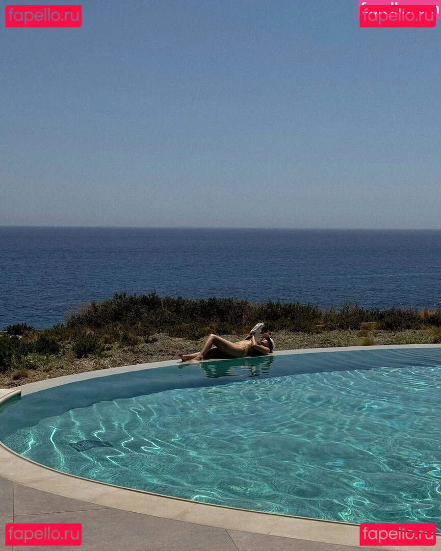 Ischtar Isik Onlyfans Photo Gallery 