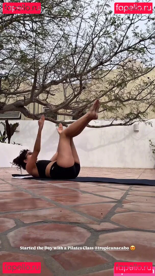 Ischtar Isik Onlyfans Photo Gallery 