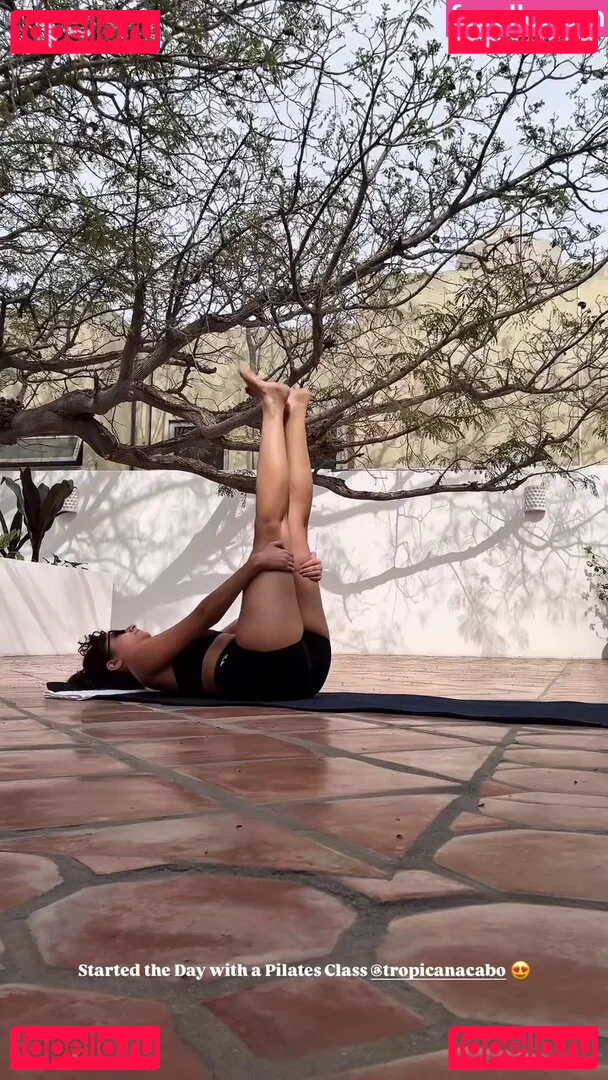 Ischtar Isik Onlyfans Photo Gallery 