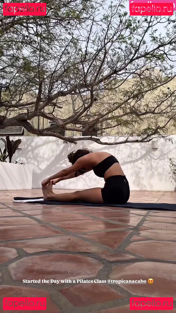 Ischtar Isik Onlyfans Photo Gallery 