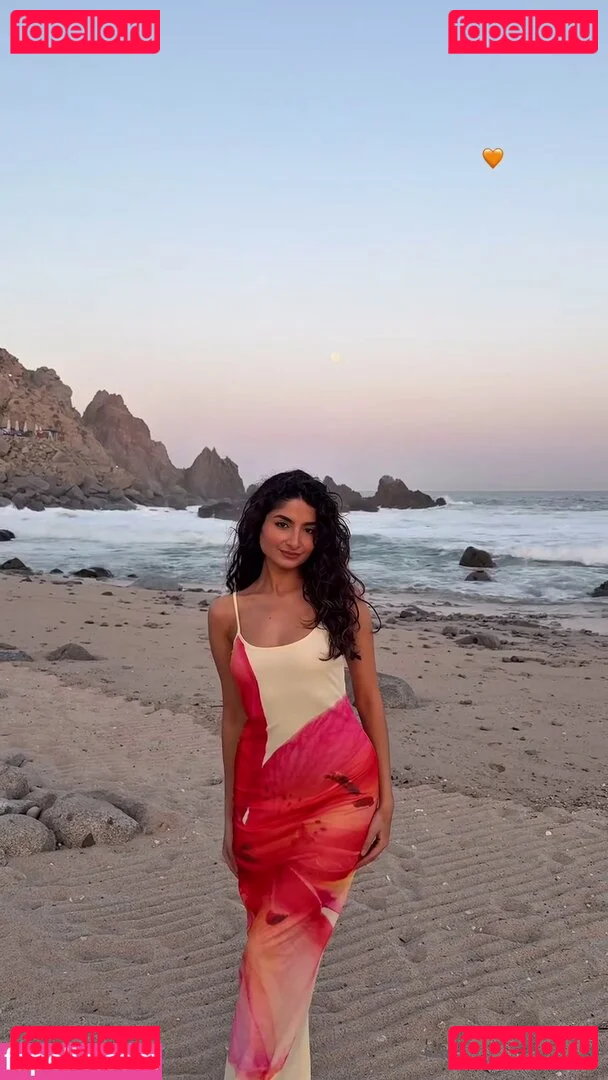 Ischtar Isik Onlyfans Photo Gallery 