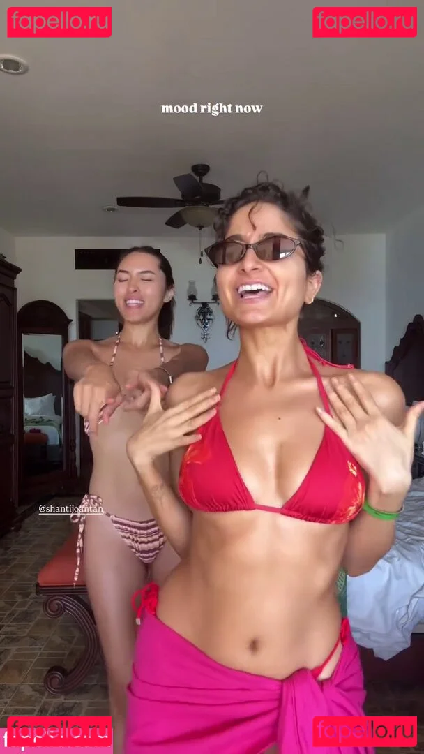 Ischtar Isik Onlyfans Photo Gallery 