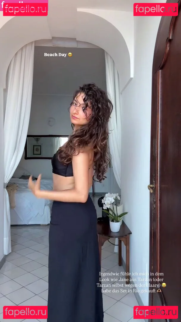 Ischtar Isik Onlyfans Photo Gallery 