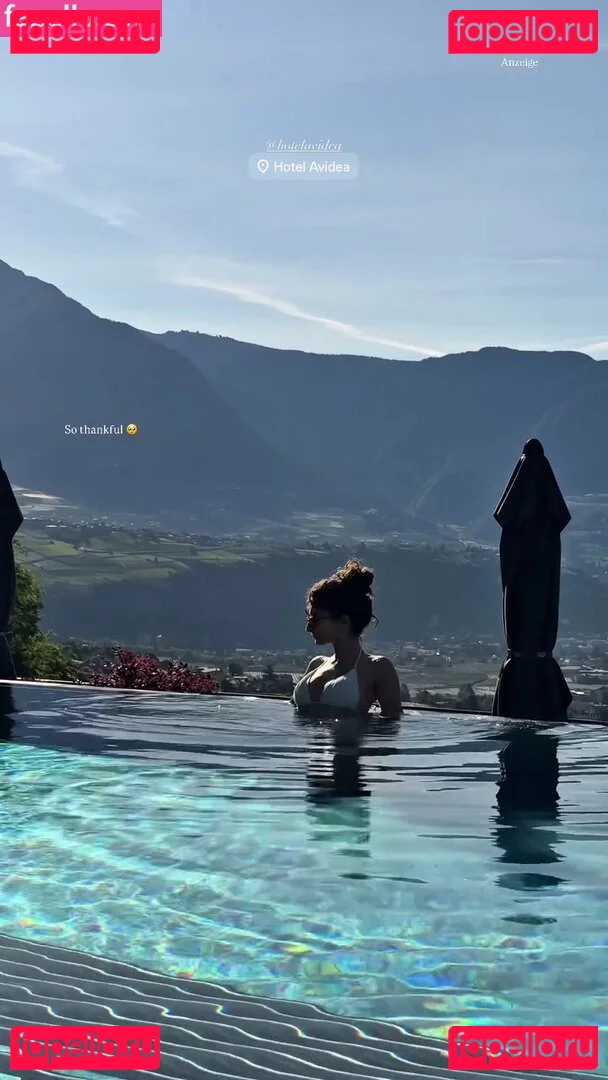 Ischtar Isik Onlyfans Photo Gallery 