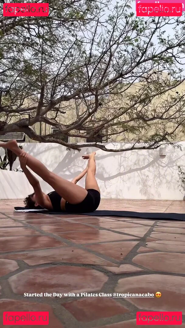 Ischtar Isik Onlyfans Photo Gallery 