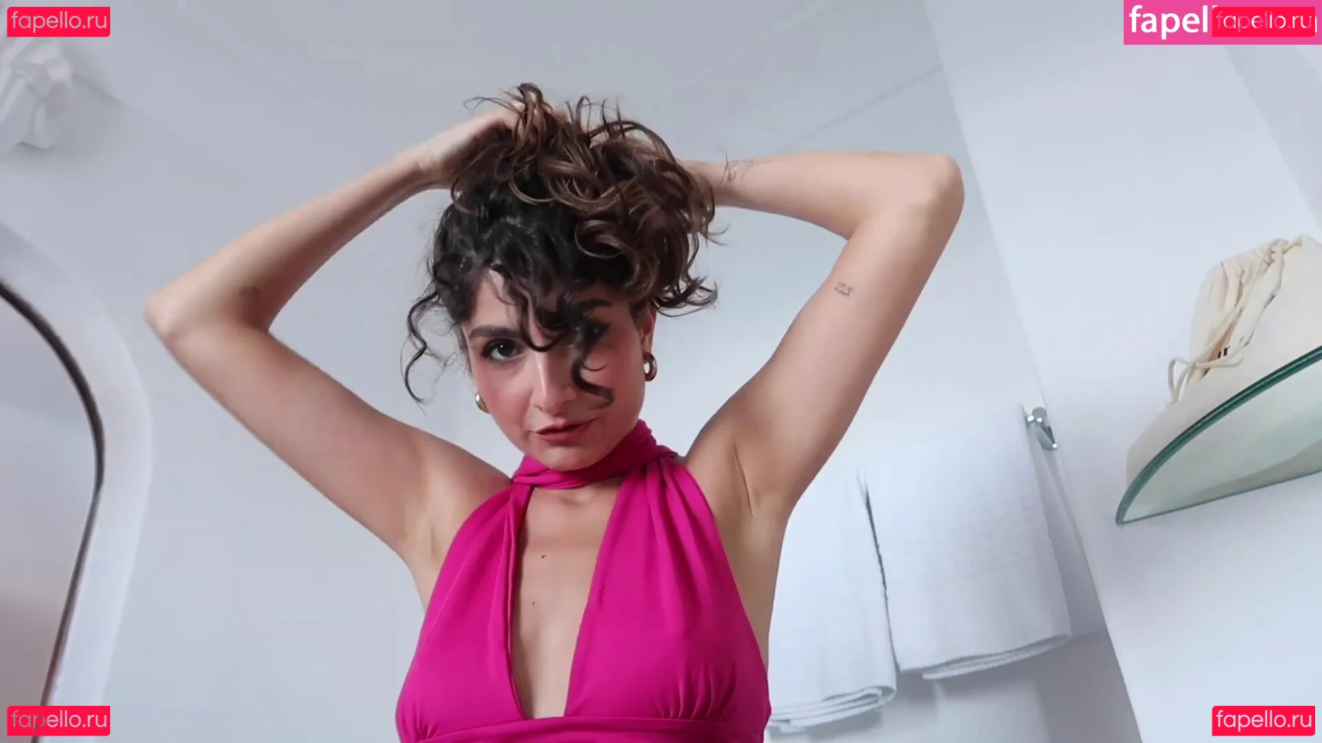 Ischtar Isik Onlyfans Photo Gallery 