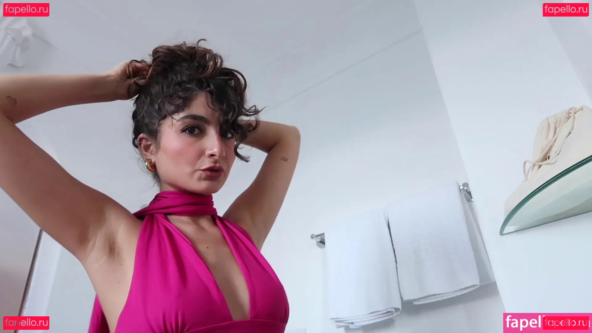 Ischtar Isik Onlyfans Photo Gallery 