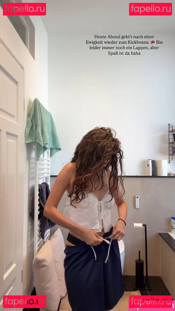 Ischtar Isik Onlyfans Photo Gallery 