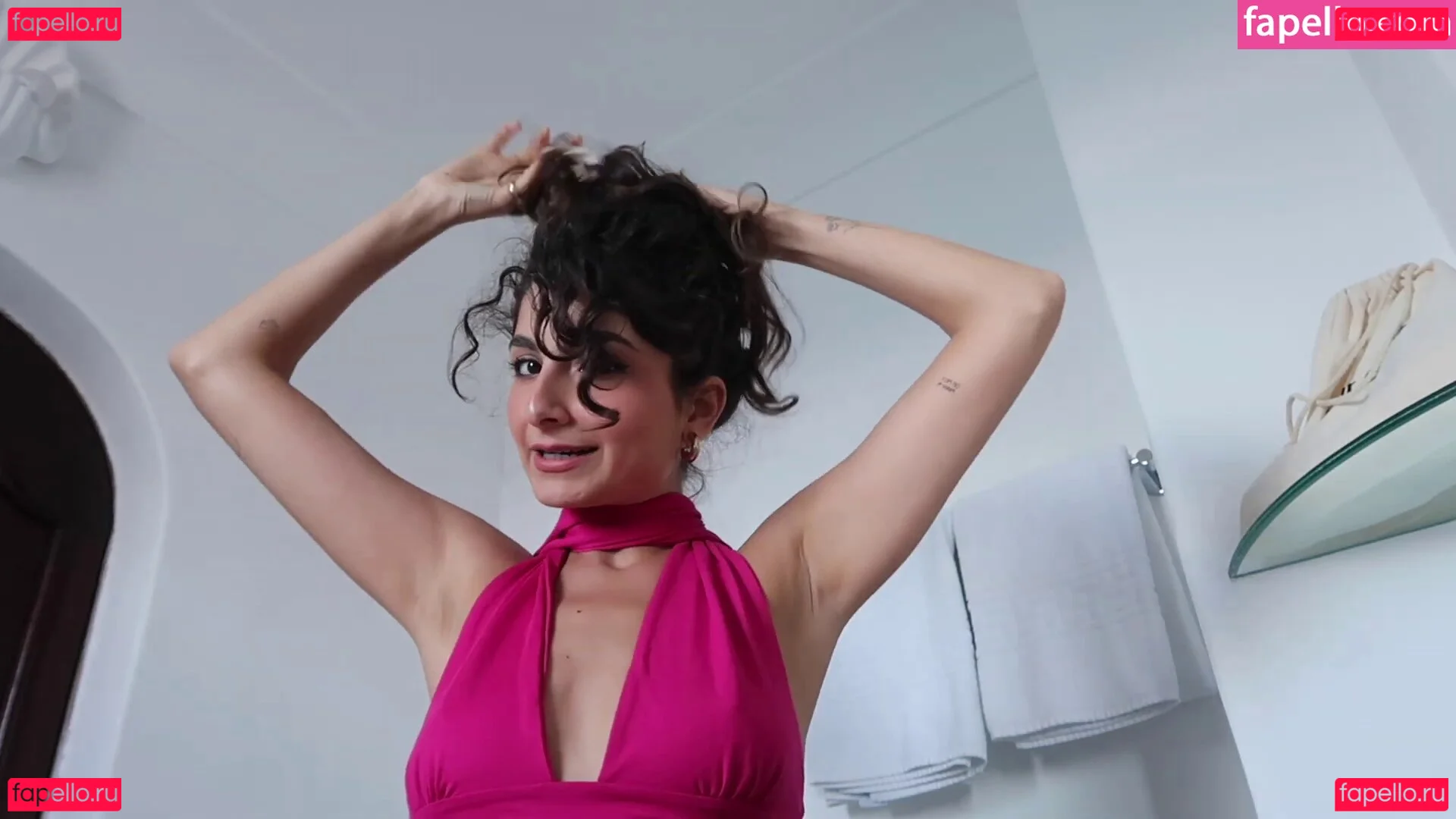 Ischtar Isik Onlyfans Photo Gallery 