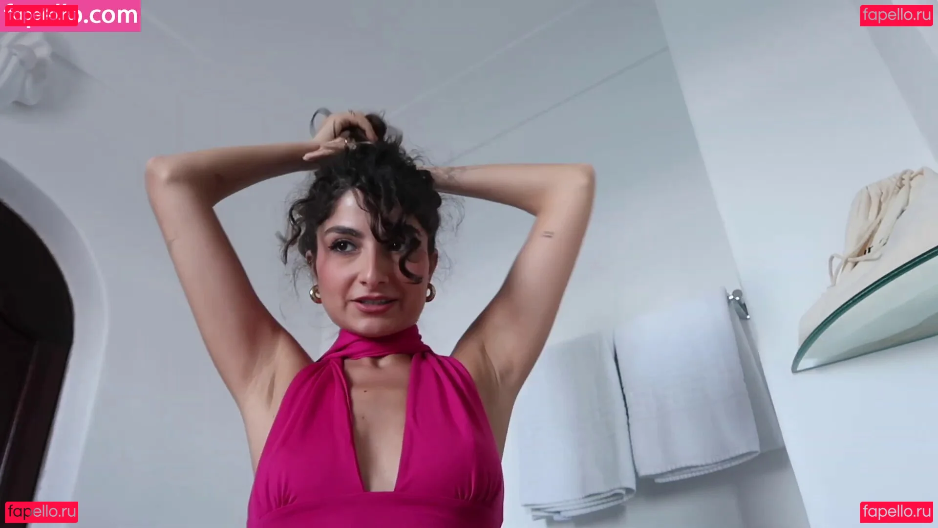 Ischtar Isik Onlyfans Photo Gallery 