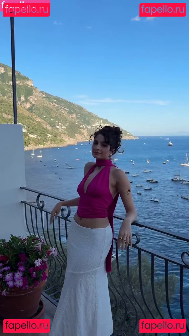 Ischtar Isik Onlyfans Photo Gallery 