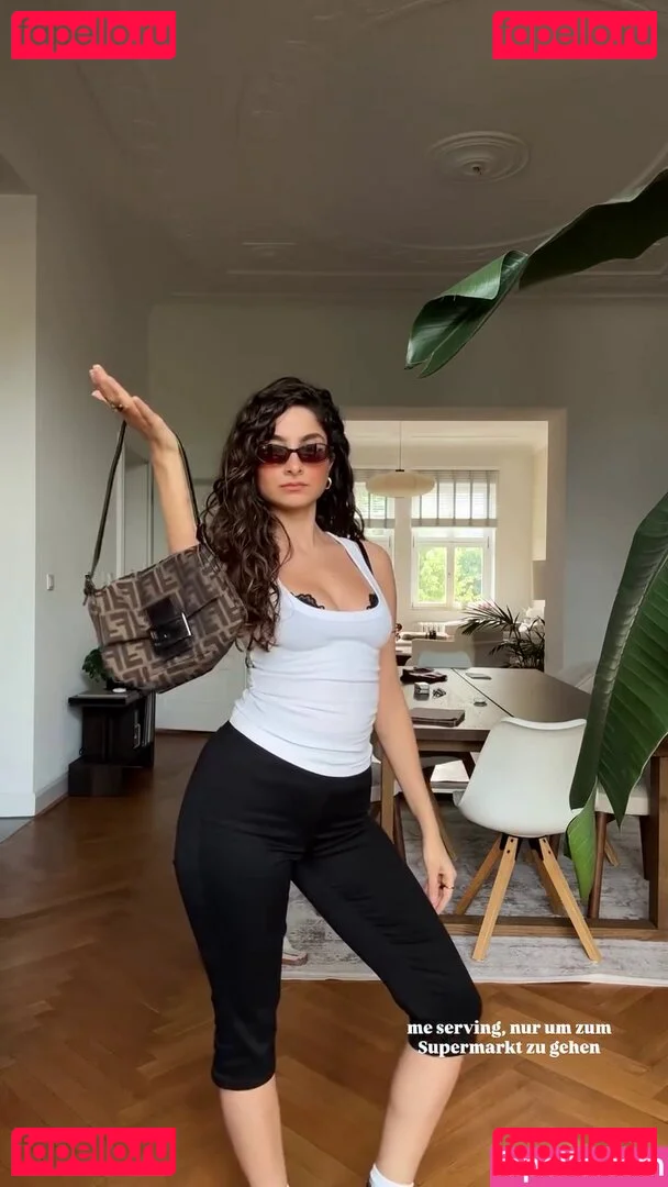 Ischtar Isik Onlyfans Photo Gallery 