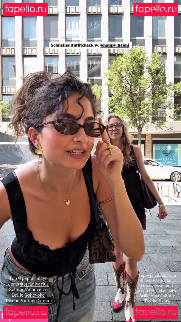 Ischtar Isik Onlyfans Photo Gallery 