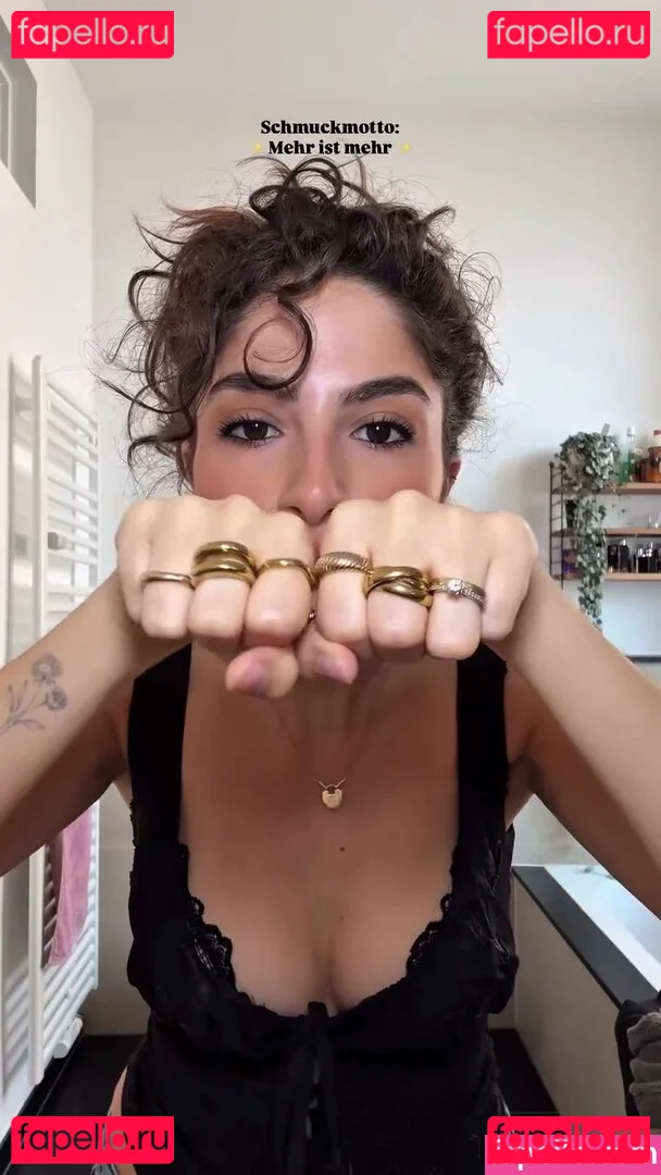 Ischtar Isik Onlyfans Photo Gallery 