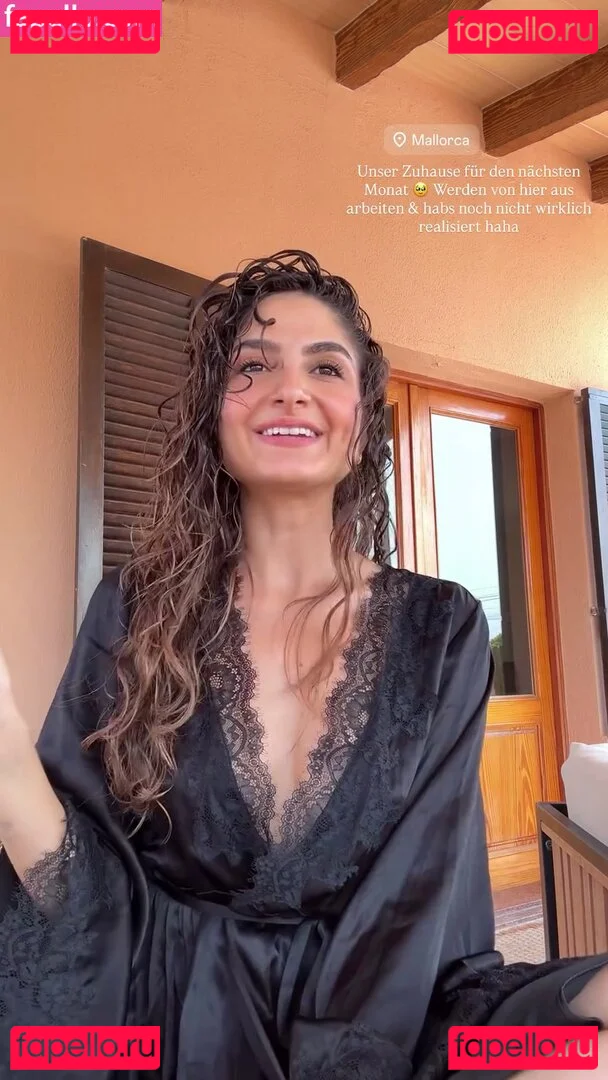 Ischtar Isik Onlyfans Photo Gallery 