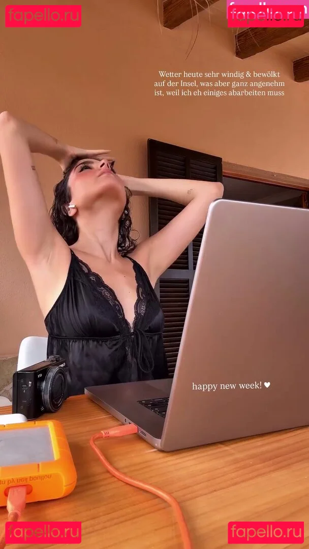 Ischtar Isik Onlyfans Photo Gallery 