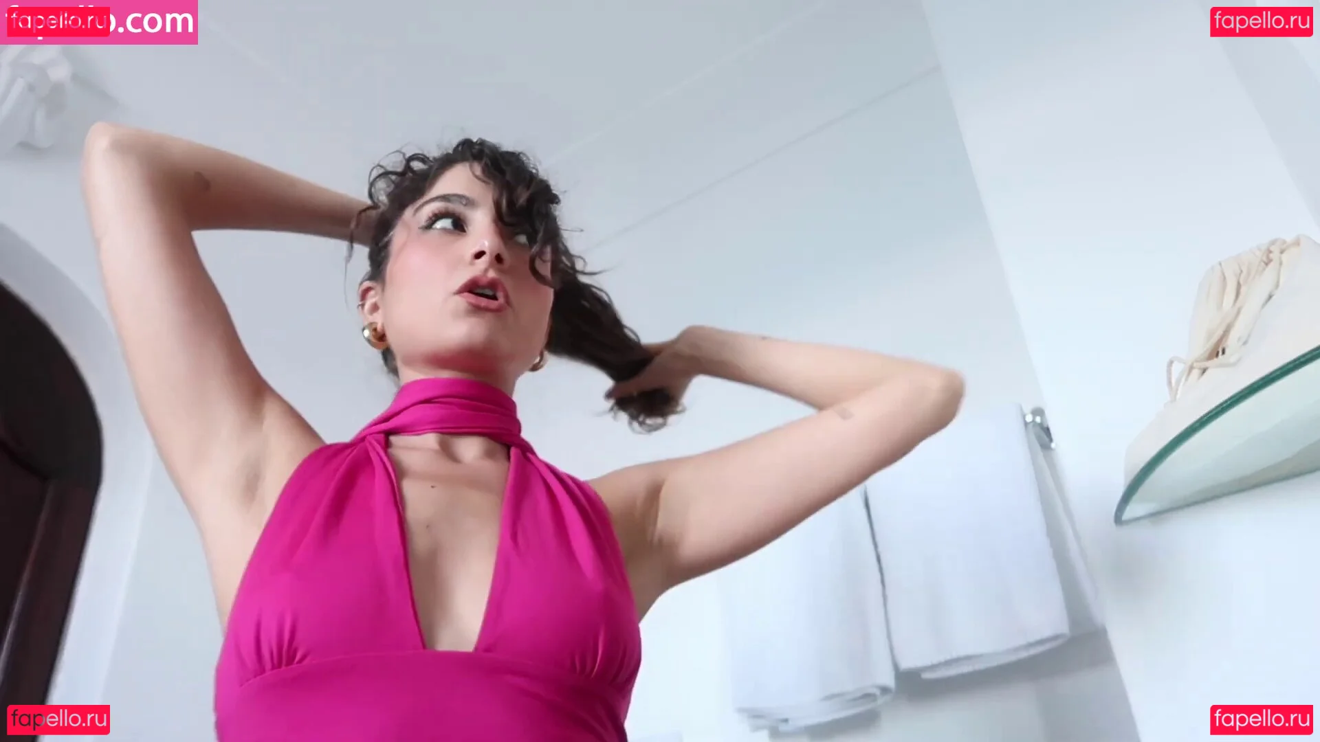 Ischtar Isik Onlyfans Photo Gallery 