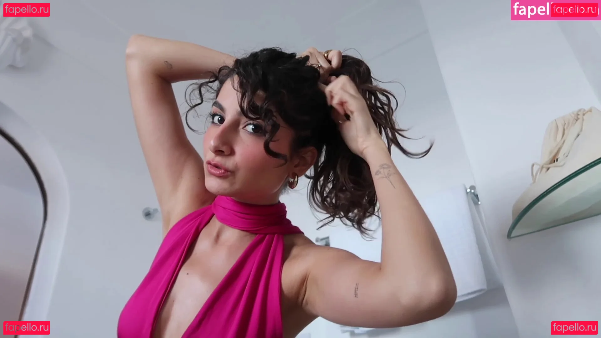 Ischtar Isik Onlyfans Photo Gallery 