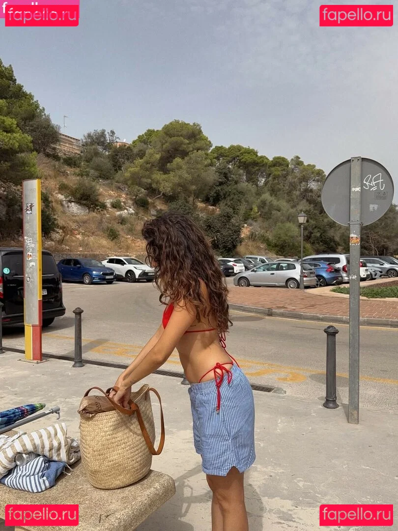 Ischtar Isik Onlyfans Photo Gallery 