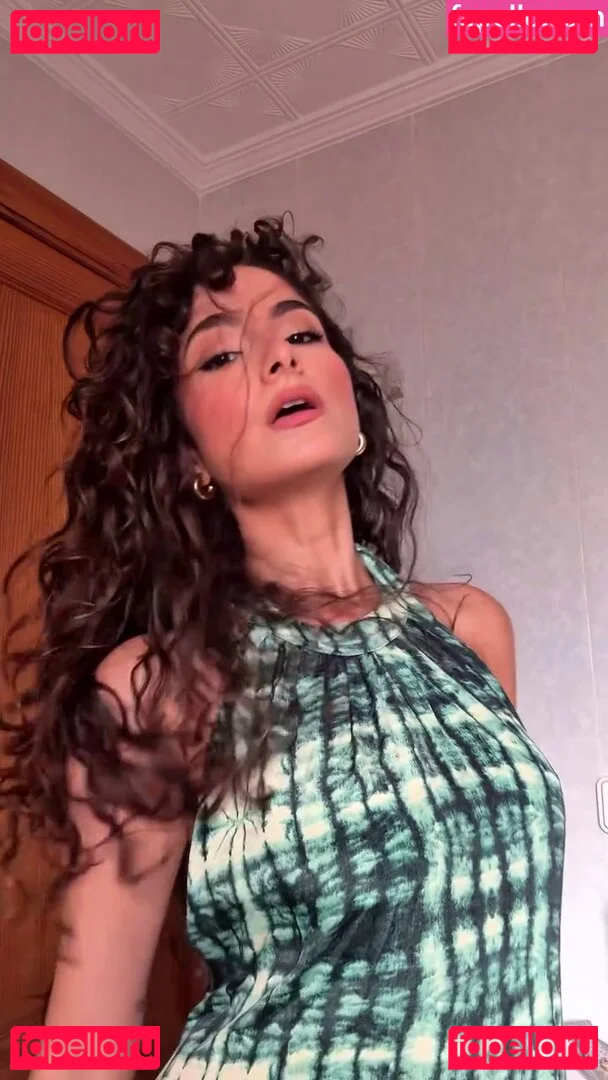 Ischtar Isik Onlyfans Photo Gallery 