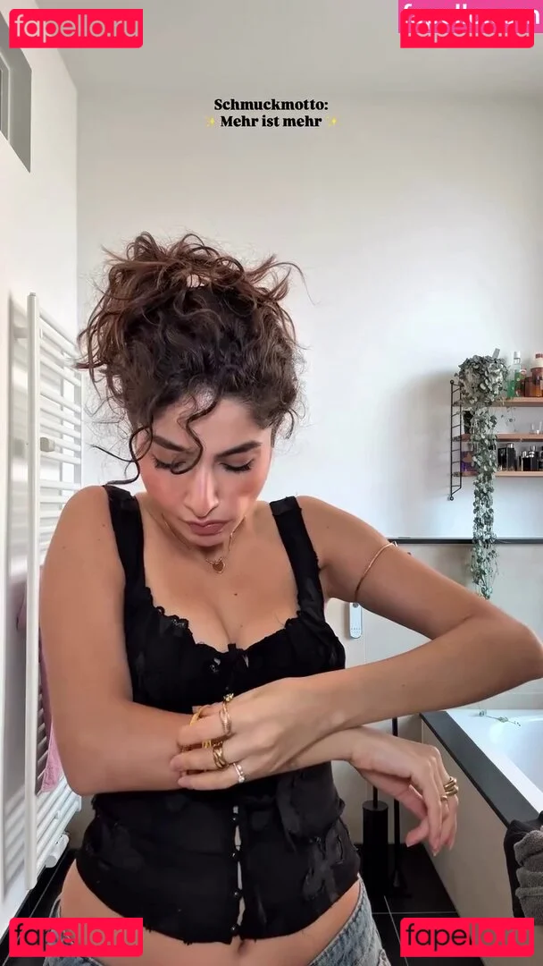 Ischtar Isik Onlyfans Photo Gallery 