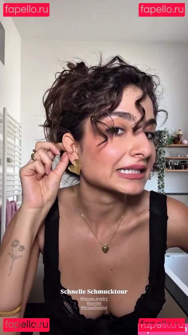 Ischtar Isik Onlyfans Photo Gallery 