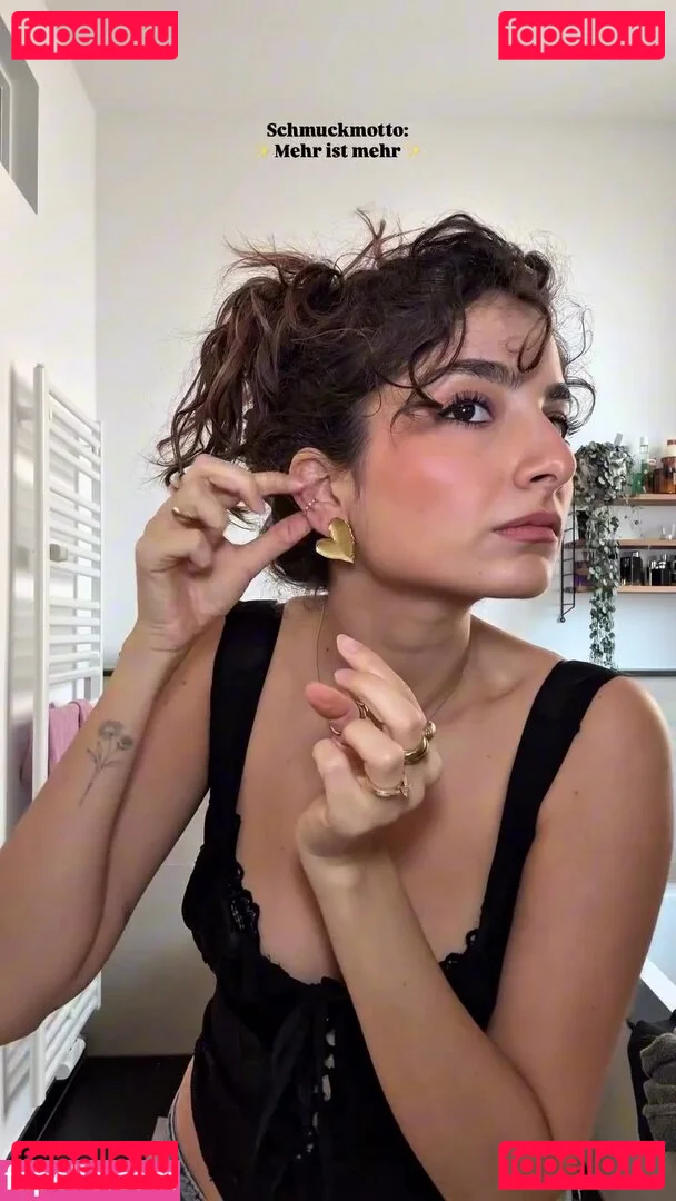 Ischtar Isik Onlyfans Photo Gallery 