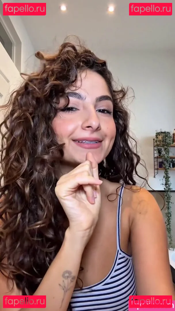 Ischtar Isik Onlyfans Photo Gallery 