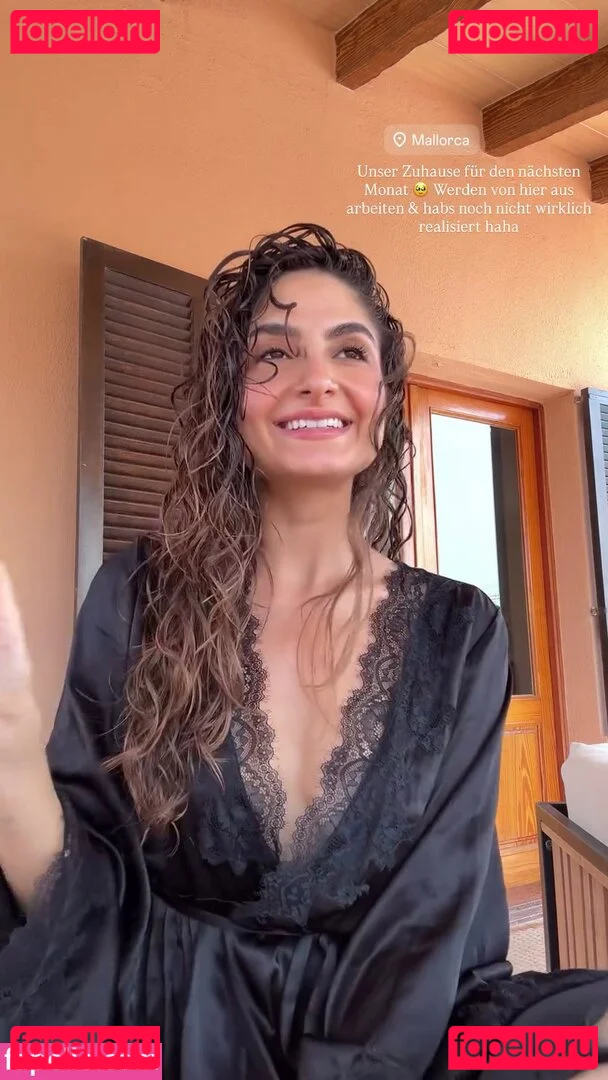 Ischtar Isik Onlyfans Photo Gallery 