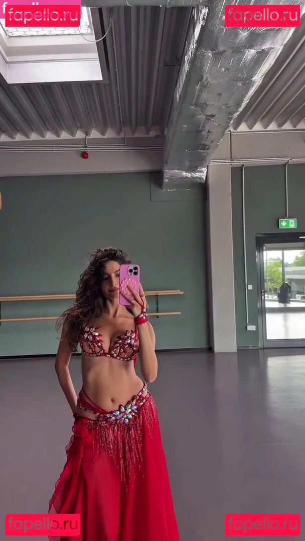 Ischtar Isik Onlyfans Photo Gallery 