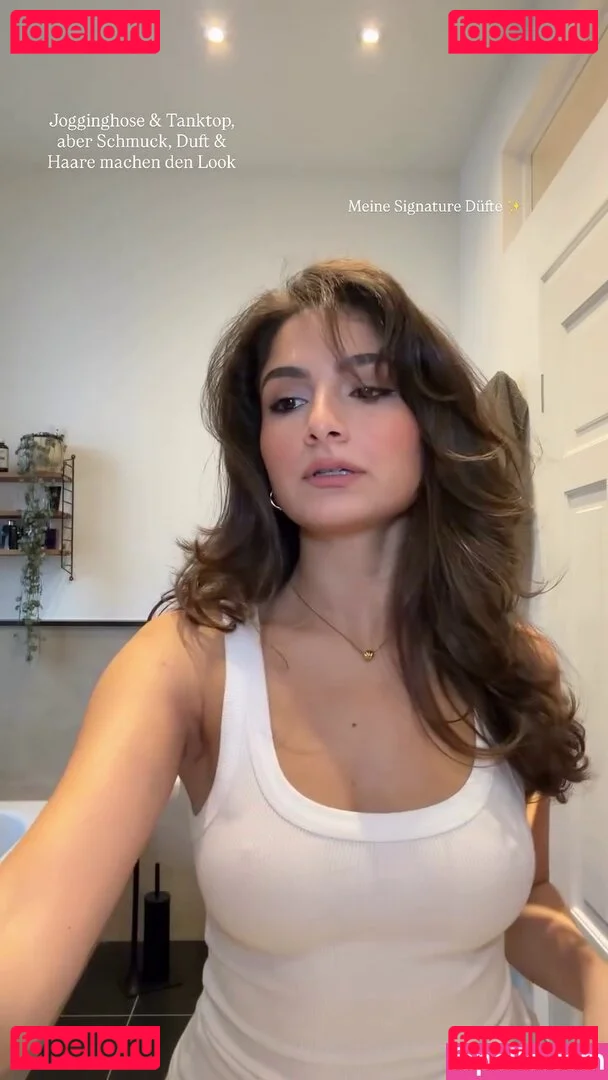 Ischtar Isik Onlyfans Photo Gallery 