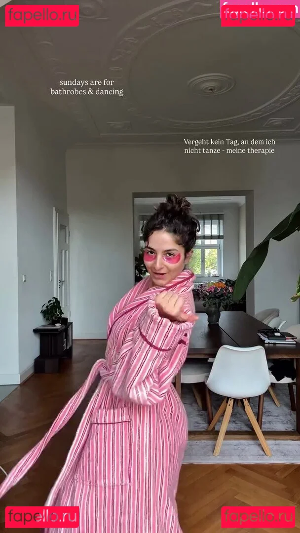 Ischtar Isik Onlyfans Photo Gallery 