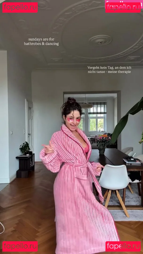 Ischtar Isik Onlyfans Photo Gallery 