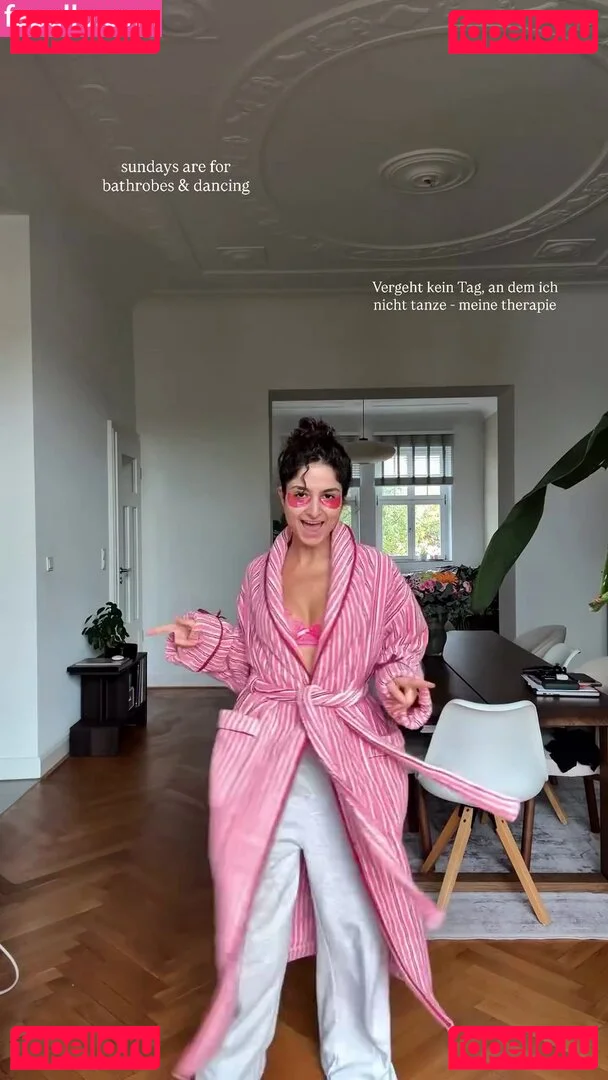 Ischtar Isik Onlyfans Photo Gallery 