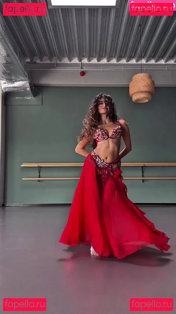 Ischtar Isik Onlyfans Photo Gallery 