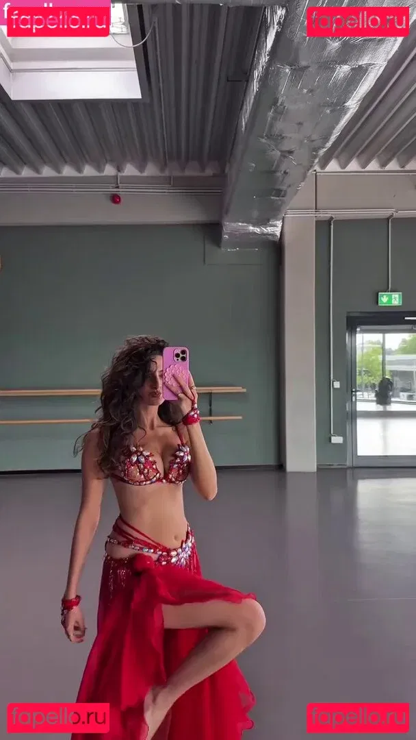 Ischtar Isik Onlyfans Photo Gallery 