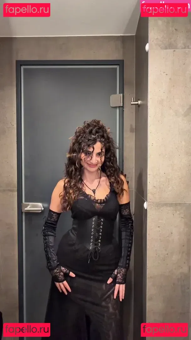 Ischtar Isik Onlyfans Photo Gallery 