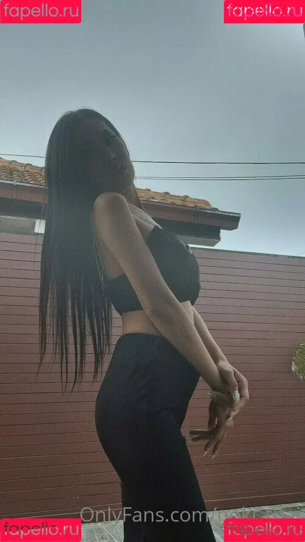 Noki Thai Onlyfans Photo Gallery 