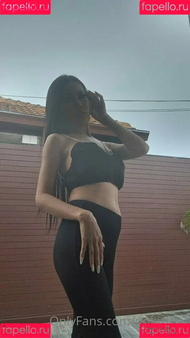 Noki Thai Onlyfans Photo Gallery 