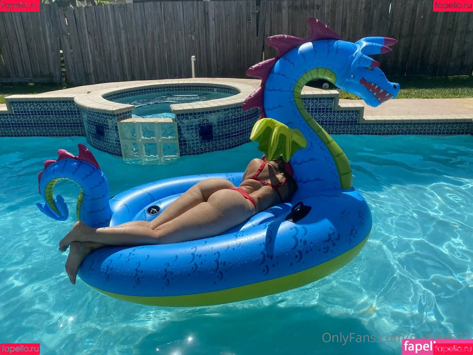 Nadia G Onlyfans Photo Gallery 