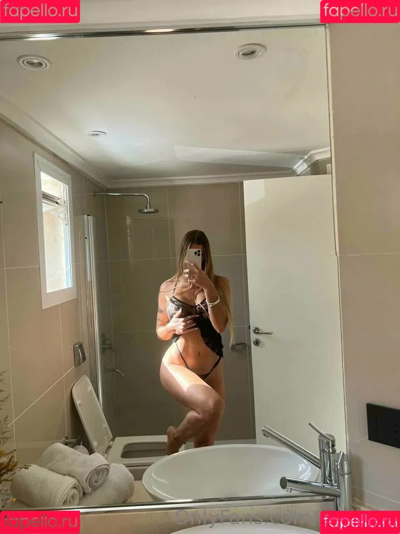 Nadia G Onlyfans Photo Gallery 