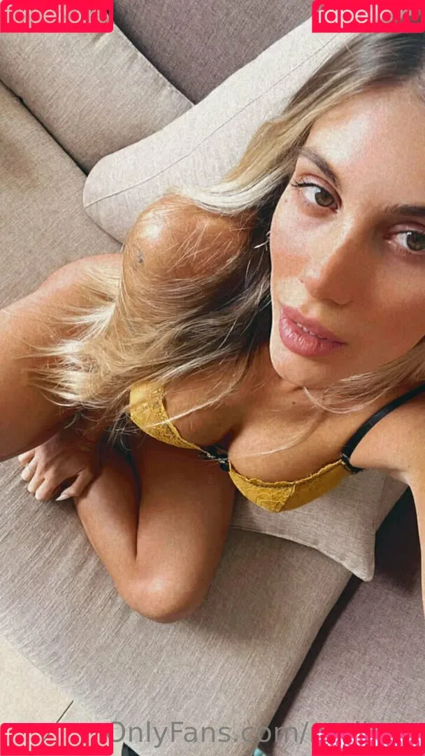 Nadia G Onlyfans Photo Gallery 